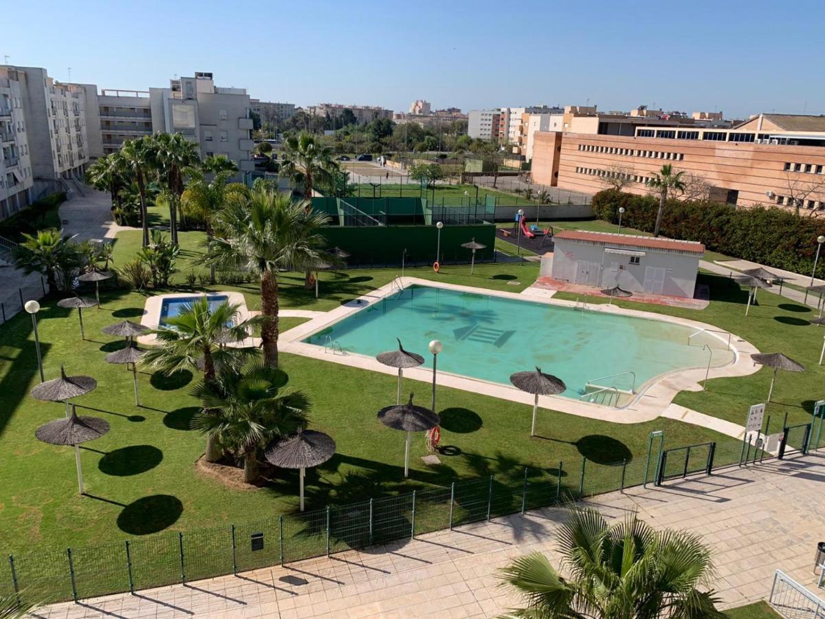 Allo Apartments Europa I Parking Piscina Padel 3 Habitaciones جيريز المظهر الخارجي الصورة